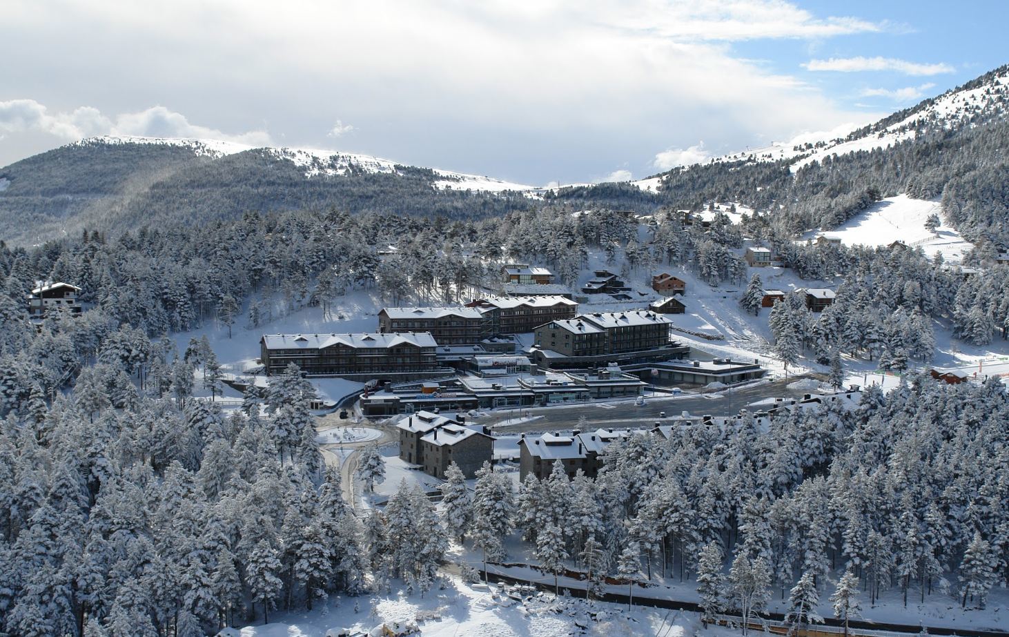 Guitart La Molina Aparthotel & Spa Exterior photo